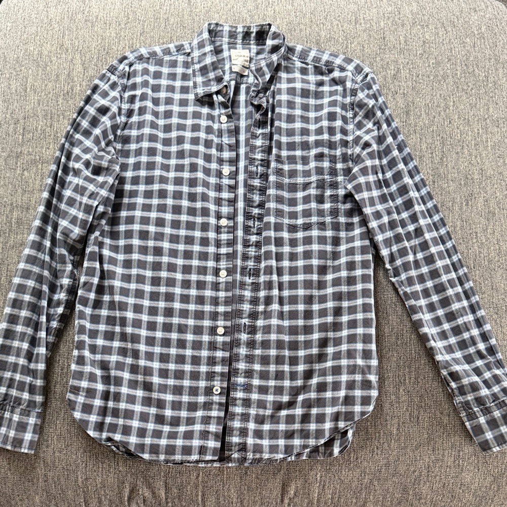 Classic Men's Plaid Button-Down Shirt